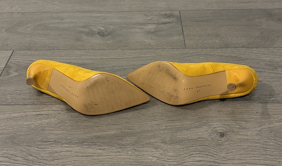 ZARA Pumps - Picture 2 of 3